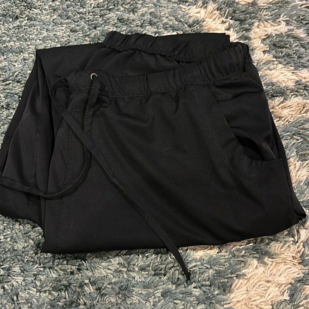 Black Women's Pants